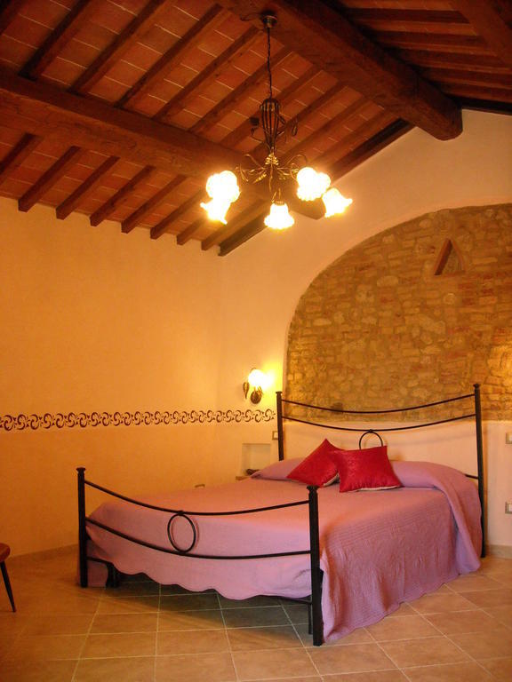 Antico Casolare Villa San Gimignano Room photo